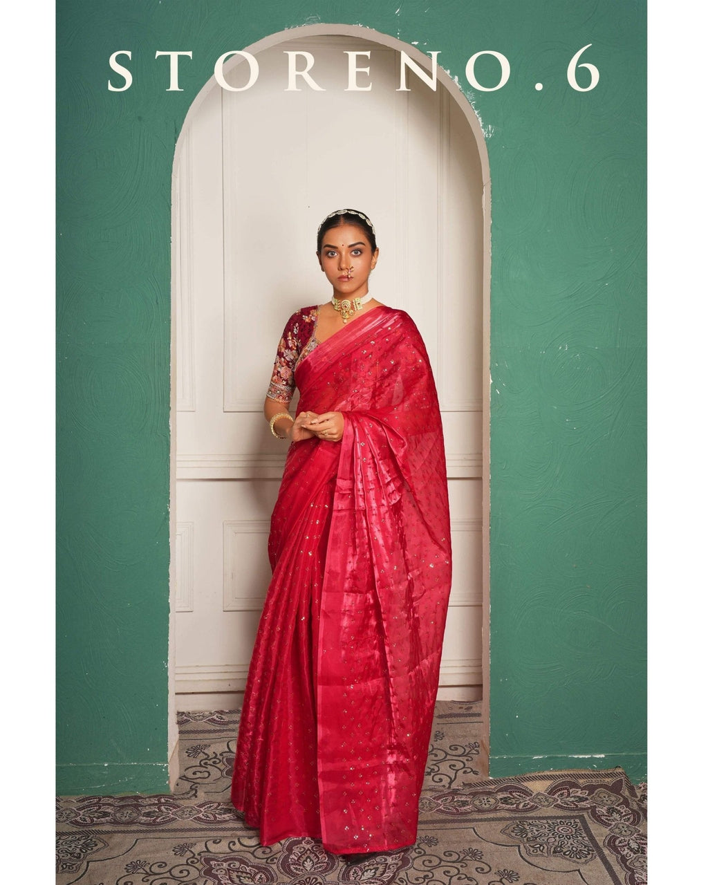 SUBTLE QUEEN SURKH SAREE