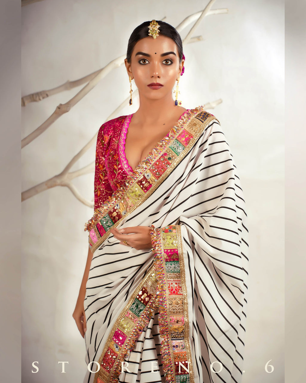 THE HYPNOTIC HUE SAREE