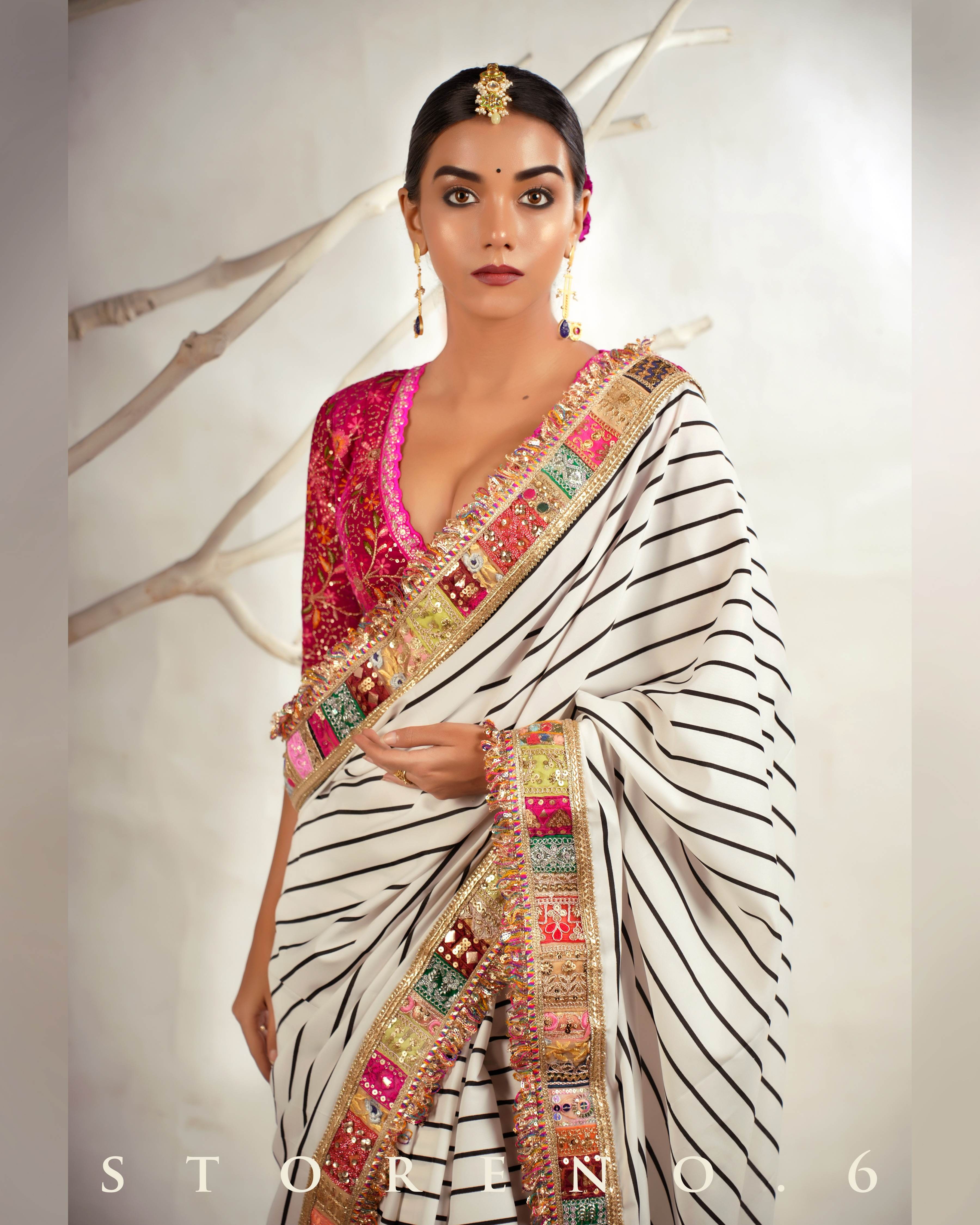 THE HYPNOTIC HUE SAREE