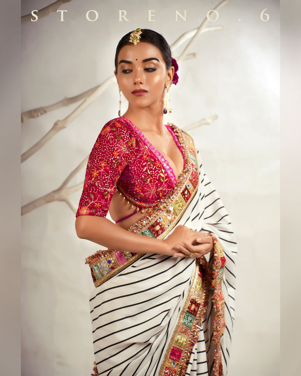 THE HYPNOTIC HUE SAREE