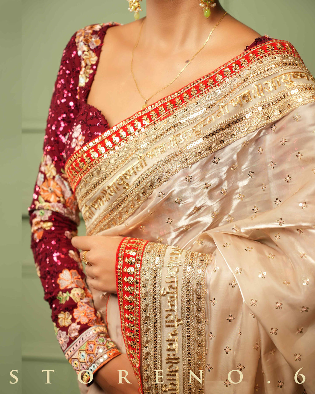 ROYAL SUBTLE QUEEN SAREE