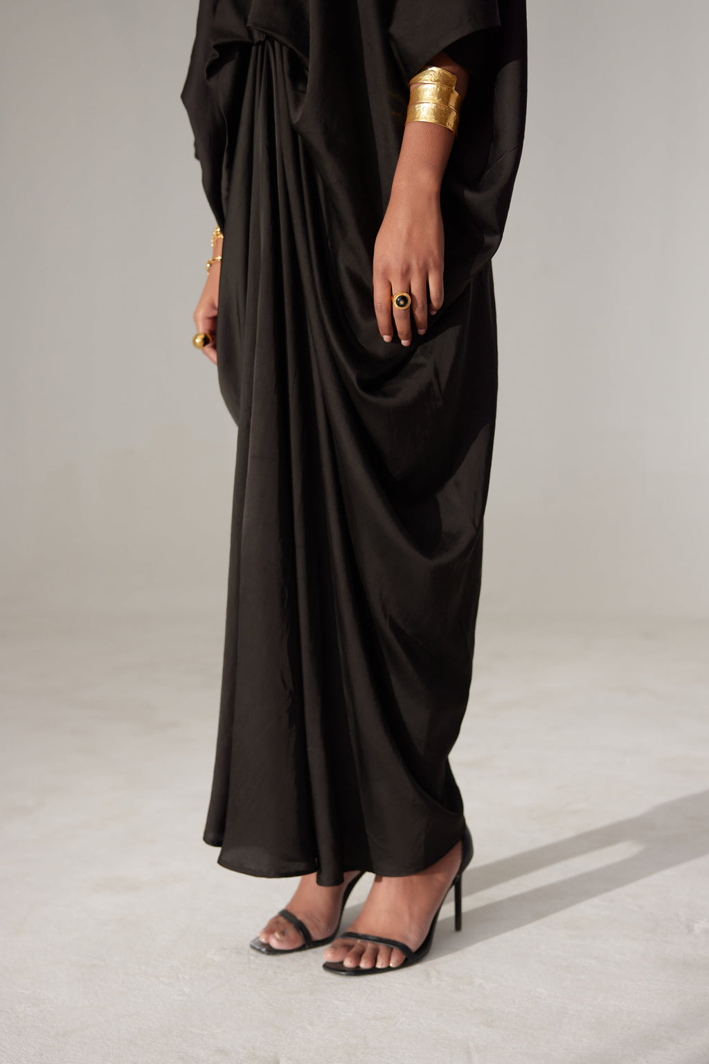 Tara Kaftan Black